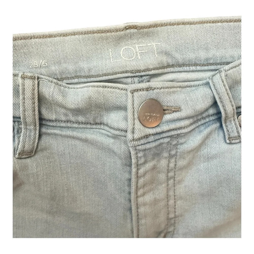LOFT Bermuda Shorts - Picture 3 of 6